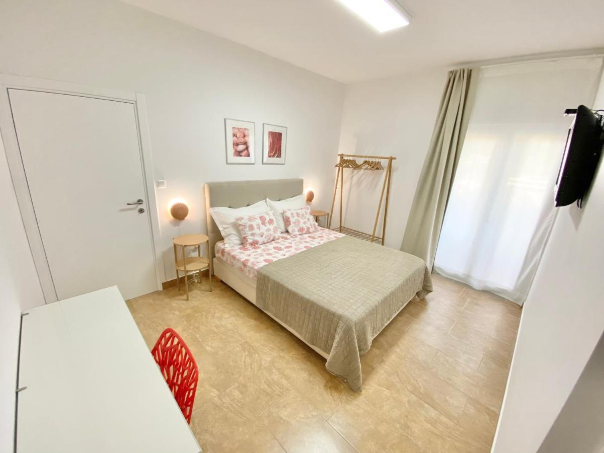 Mamma Mia Apartments-City Center Hvar Town Zewnętrze zdjęcie