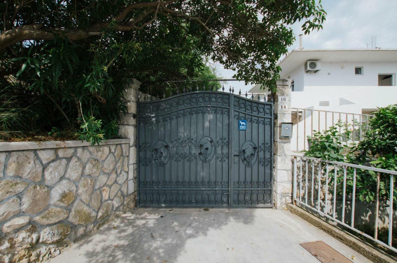 Mamma Mia Apartments-City Center Hvar Town Zewnętrze zdjęcie